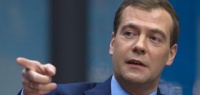 Медведев дал объяснение дикому росту цен на топливо
